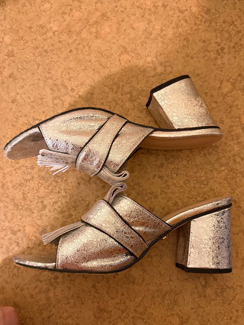 Gucci Metallic GG Fringe Block Heel Mules – Size 40 - Picture 2 of 6
